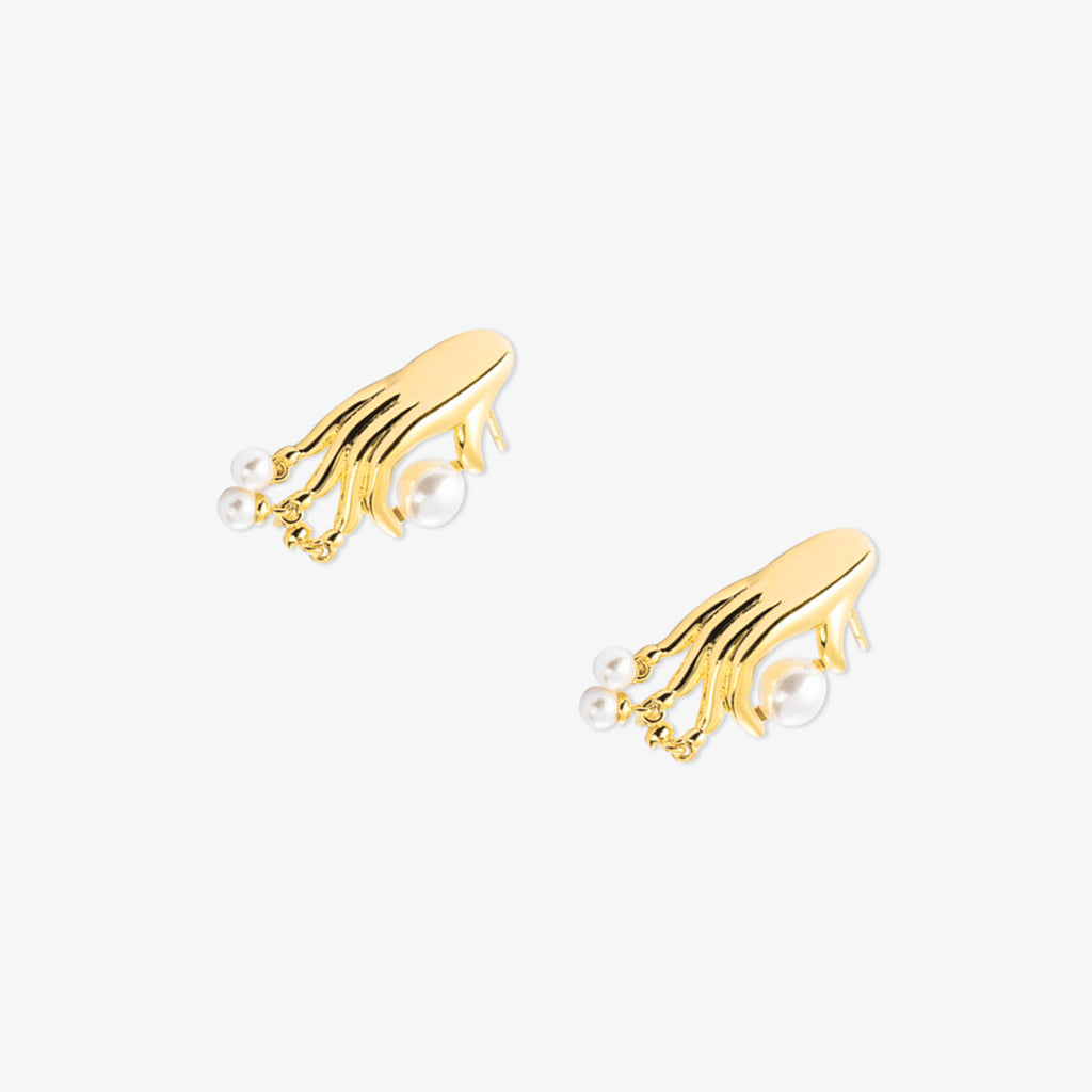 The Pearl In The Palm Studs